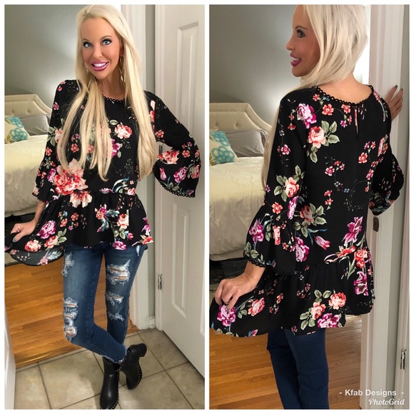 🛍LAST 2! 💕Collar Detail Shark Bite Hem Tunic - Picture 2 of 2